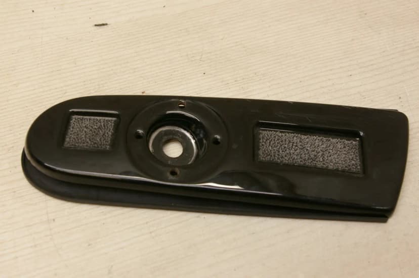 Harley Davidson Air filter / cleaner emblem / trim insert Bracket