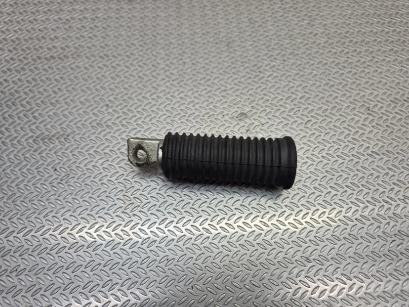 Harley Davidson Sportster 883 04 - 13 Rear Footrest Peg / Pedal