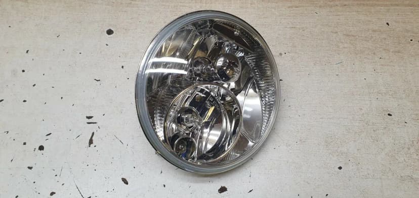  Harley Davidson Street Glide Headlight H-D PN 67700072