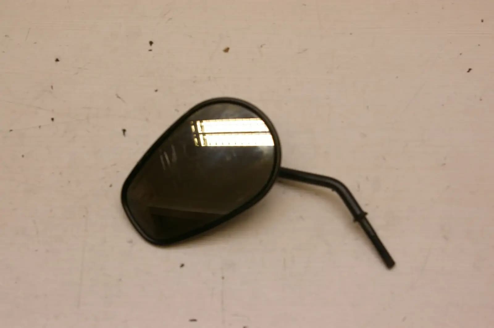 Harley Davidson Sportster 883 / 1200 2006 Left side mirror