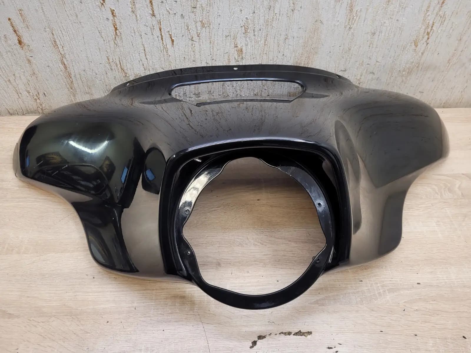 Harley Davidson FLHTCU Ultra Electra 14 Upper Batwing Headlight Fairing 57000016